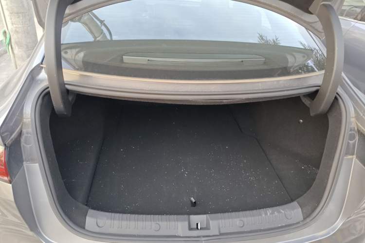 Used BYD Qin L 2025 DM-i Smart Drive 120KM Leading Model
