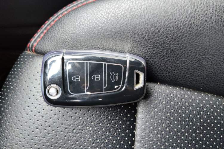 Used Hyundai Celesta 2018 1.6L Automatic GL Enjoyment Version China V Standard