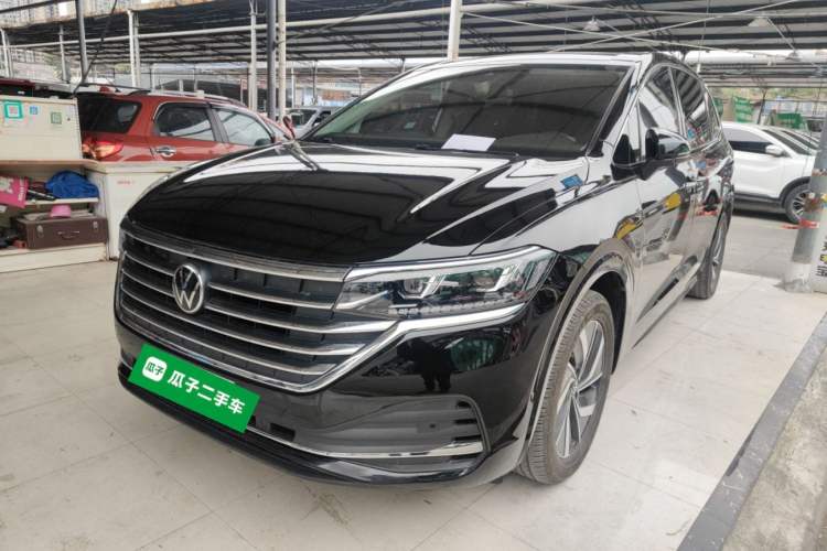 Used Volkswagen Viloran 2023 330TSI Luxury Edition
