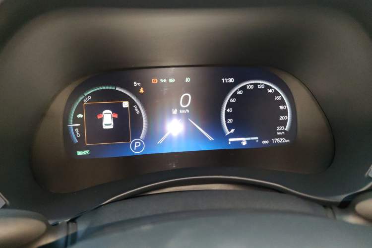 Used Toyota Highlander 2024 2.5L Smart Electric Hybrid Dual-Engine Four-Wheel Drive Prestige Version – 7 Seats