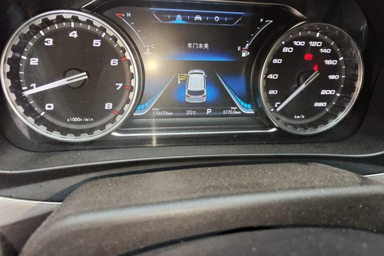 Used FORTHING Joyear X5 2017 Jingxiang Series 1.5T CVT Luxury Model Instrument Cluster