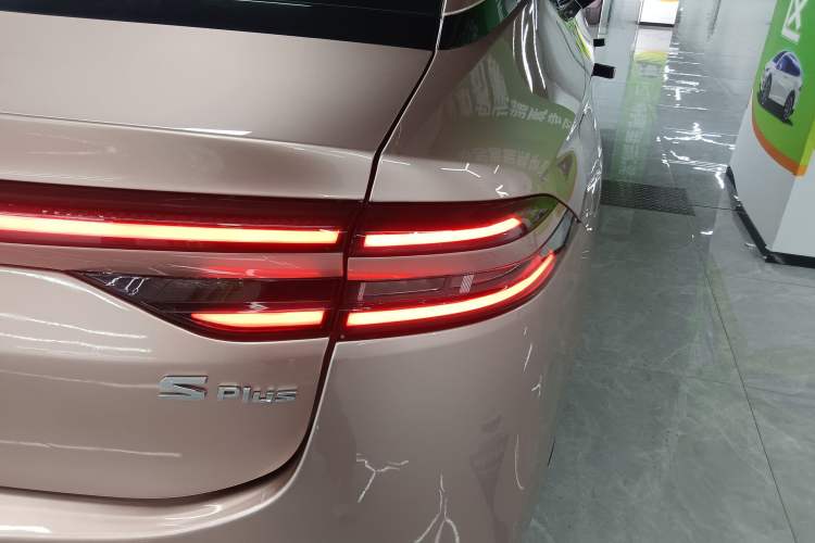 Used AION S Plus 2022 70 Intelligent Edition
