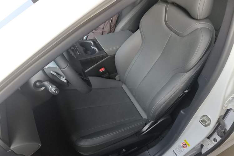 Used BYD Qin PLUS 2025 DM-i Smart Drive 120KM Superior Model Left Front Seat