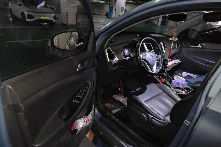 Used Hyundai Tucson 2015 1.6T Dual-Clutch Two-Wheel-Drive Smart Model
