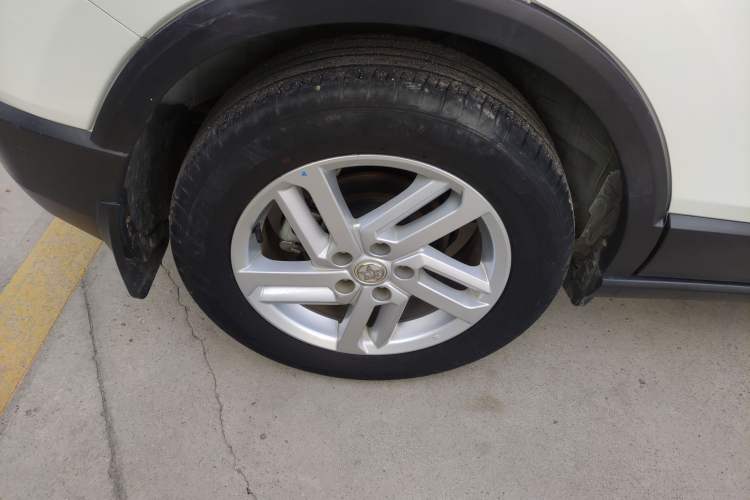 Used Venucia T60 2020 1.6L CVT Smart Drive Version China VI Standard
