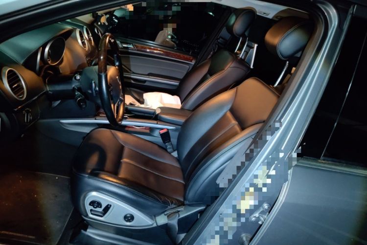 Used Mercedes-Benz GL-Class  Left Front Seat