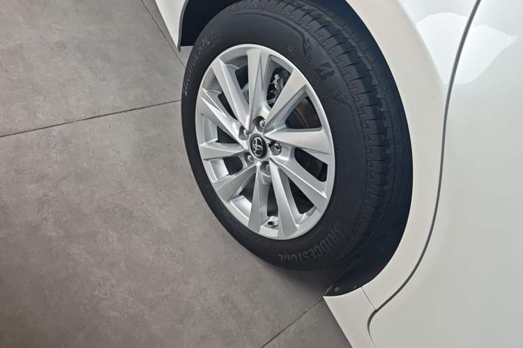 Used Toyota Camry 2021 2.0G Luxury Edition
