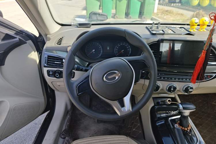 Used GAC Trumpchi GA6 2015 1.8T DCT Comfort Model Steering Wheel