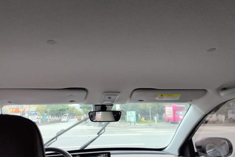 Used Wuling Bingo 2023 333 km Enjoyment Version
