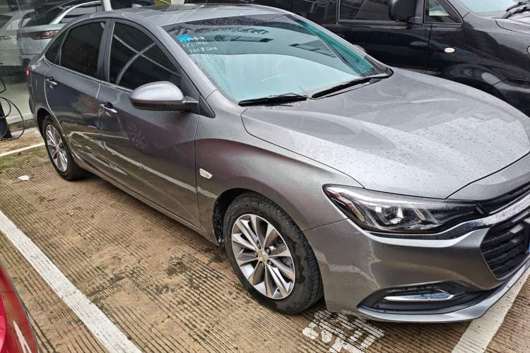 Used Chevrolet Monza 2020 320 Automatic Enjoyment Edition
