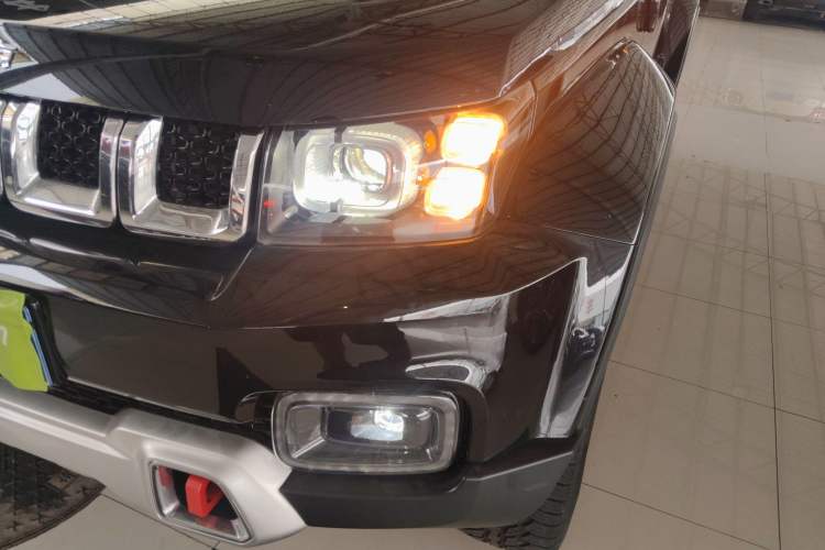 Used BAIC Off-Road BJ40 2023 2.0T Automatic Four-Wheel Drive Urban Hunter Edition Chivalrous Type
