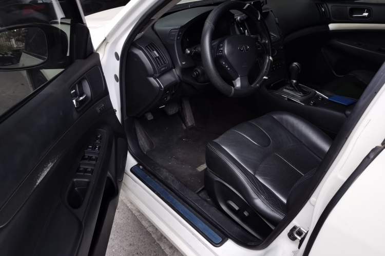 Used Infiniti G Series 2010 G25 Sedan Sport Edition