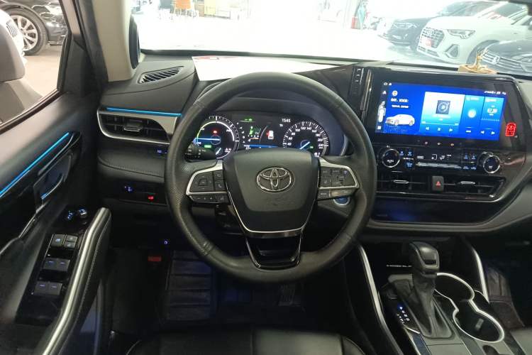 Used Toyota Highlander 2022 Dual-Engine 2.5L 4x4 Elite Edition 7-Seater