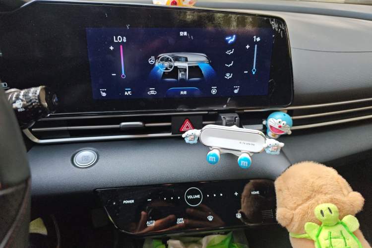 Used Hyundai Elantra 2021 1.5L CVT LUX Prestige Edition
