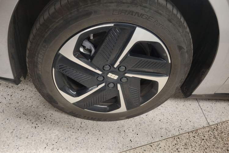 Used Geely Galaxy L6 2025 EM-i 140km Starship Edition