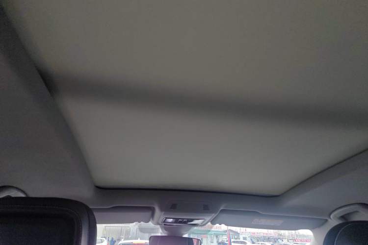 Used Volkswagen Teramont 2023 530 V6 All-Wheel Drive Prestige Flagship Edition Headliner