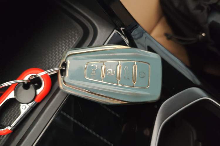 Used Geely Auto FX11 2023 1.5TD DCT Luxury Version Vehicle Key