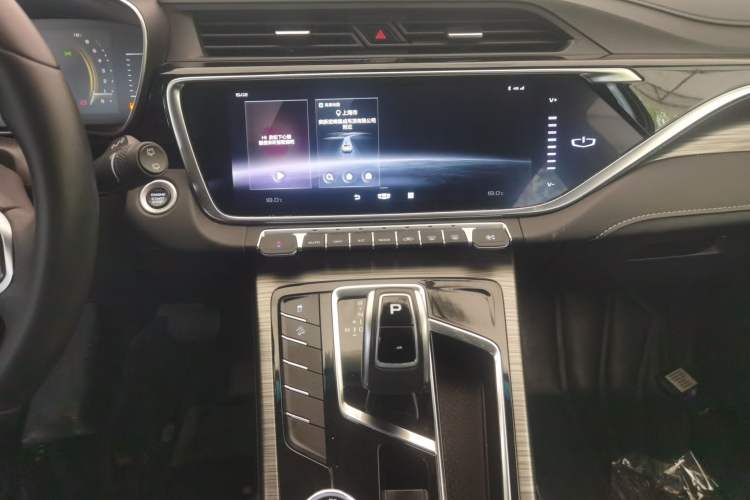 Used Geely Auto Emgrand X7 Sport 2020 1.8TD DCT Smart Connect PRO
