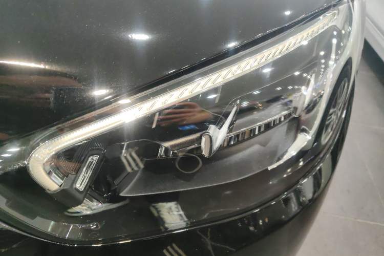 Used Mercedes-Benz E-Class 2023 E 300 L Luxury Model Left Front Headlight