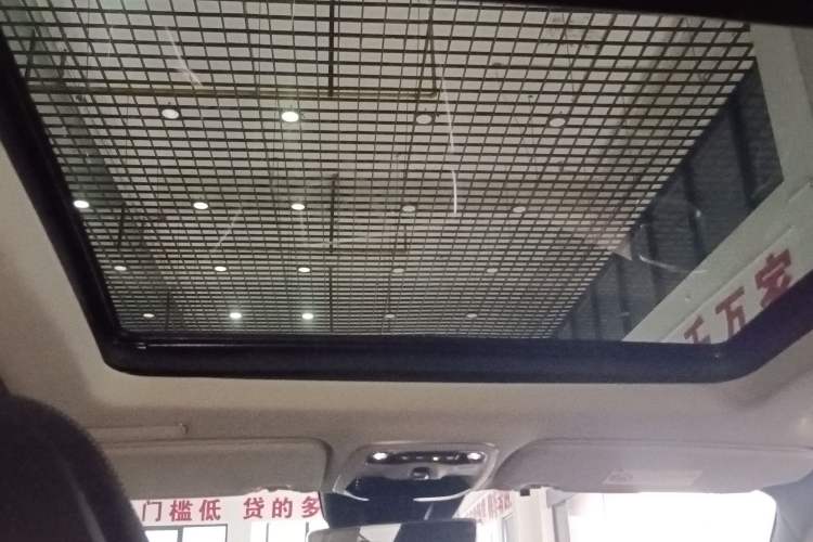 Used Lynk & Co 01 2019 2.0T Two-Wheel-Drive Pro Version China VI Standard Headliner