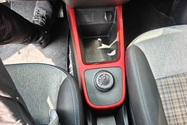 Used Dongfeng NAMMI EX1 2023 PRO Light Wind Edition Lightning Model Gear Lever