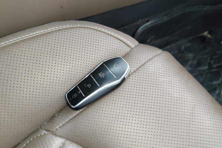 Used BYD Han 2023 DM-i Champion Edition 121KM Prestige Model
