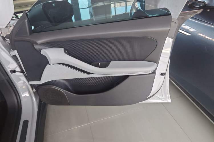 Used Nio ET5T 2023 75 kWh Touring