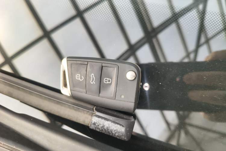 Used Volkswagen Lavida 2023 300TSI DSG Starry Full-Comfort Edition Vehicle Key