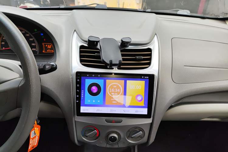 Used Chevrolet Sail 2013 Sedan 1.4L AMT Enjoy Edition