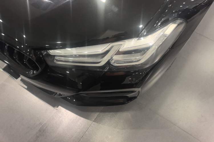 Used BMW 5 Series 2021 530i M Sport Package Left Front Headlight