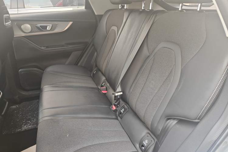 Used Chery Tiggo 5x 2025 High-Energy Version 1.5T CVT Comfort Model Left Rear Seat