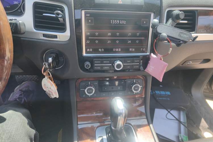 Used Volkswagen Touareg 2011 3.0 TSI Comfort Version