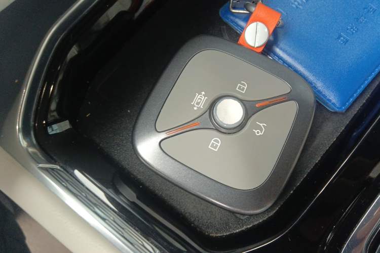 Used Zeekr 009 2022 WE Edition
