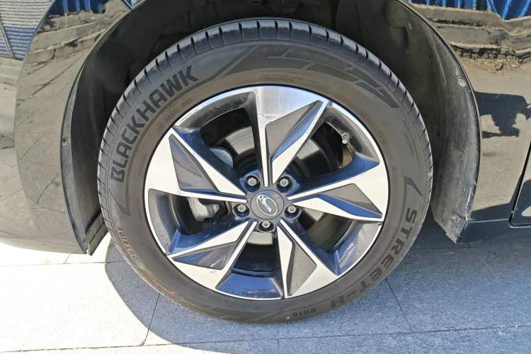 Used GAC Trumpchi M6 2021 270T DCT Elite Edition (7-seater)
