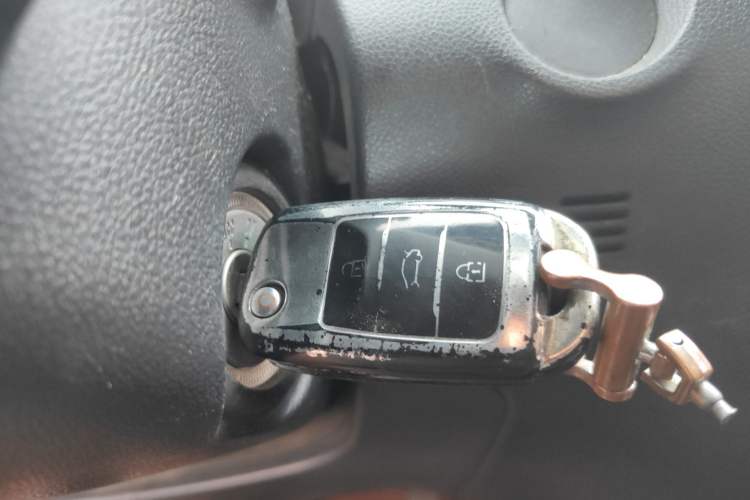 Used CHANGAN CS75 2014 2.0L Manual Luxury Version China V Standard
