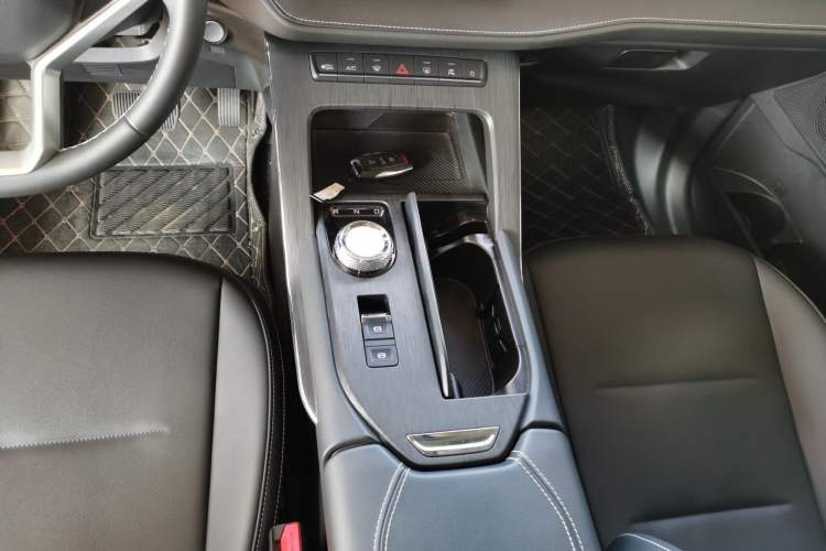 Used Haval H6 New Energy 2023 DHT-PHEV 55KM Enjoyment Edition Gear Lever