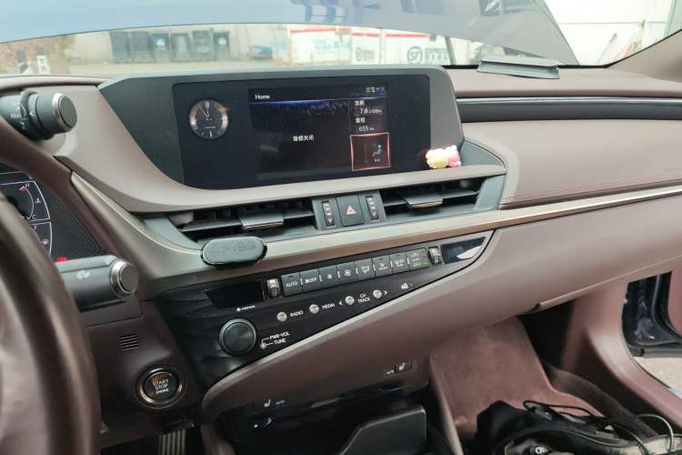 Used Lexus ES 2020 200 Excellence Edition