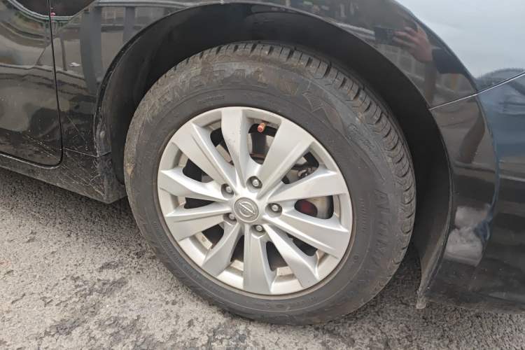 Used Nissan Teana 2016 2.0L XE Fashion Edition Right Front Wheel Hub