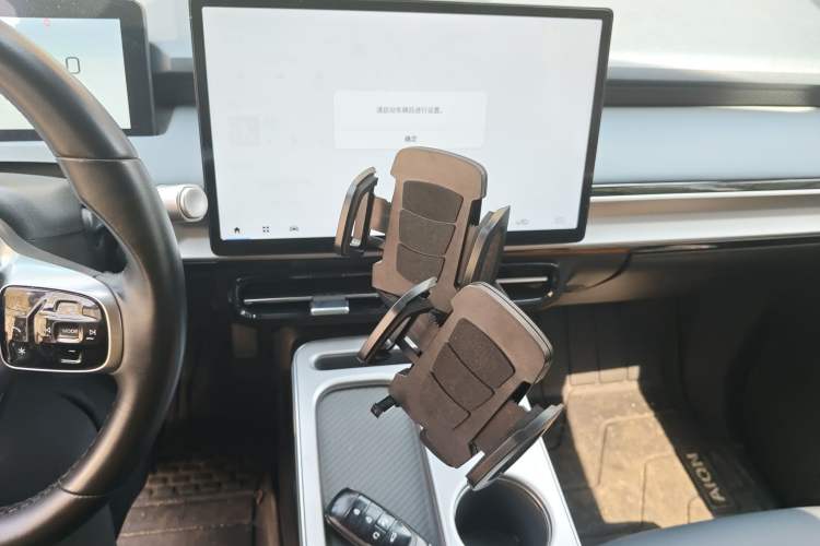 Used AION Y 2023 Younger Star Edition
