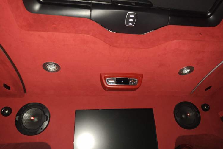 Used Mercedes-Benz V-Class 