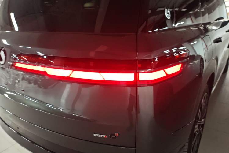 Used Denza N9 2025 Flagship Model