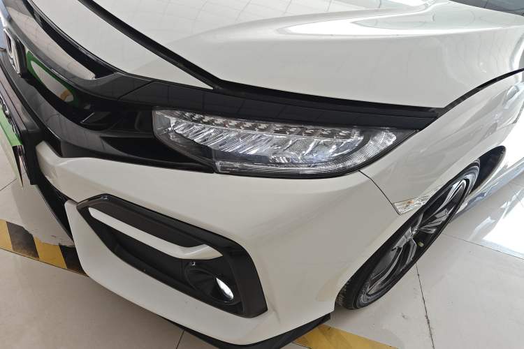 Used Honda Civic 2021 HATCHBACK 220TURBO CVT Trendy Cool Edition
