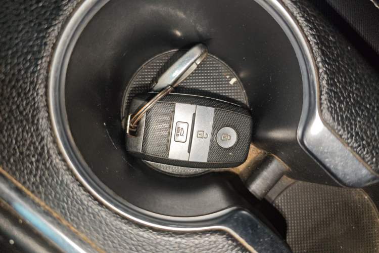 Used Kia KX5 2016 1.6T Automatic Two-Wheel Drive DLX