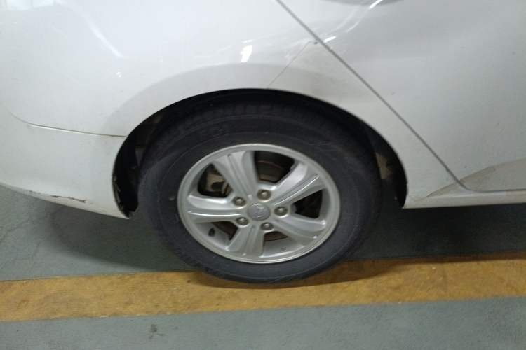 Used Kia Forte 2014 1.6L MT GL