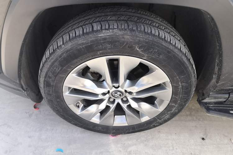 Used Toyota Wildlander 2020 2.0L CVT 4x4 Luxury Edition