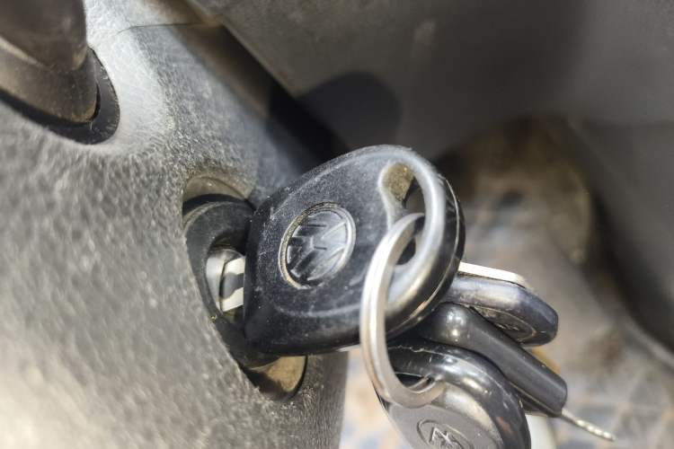 Used Volkswagen Santana 2016 1.6L Manual Fashion Edition Vehicle Key