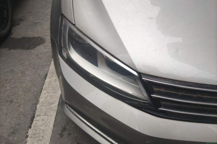 Used Volkswagen Sagitar 2015 1.6L Manual Comfort Model