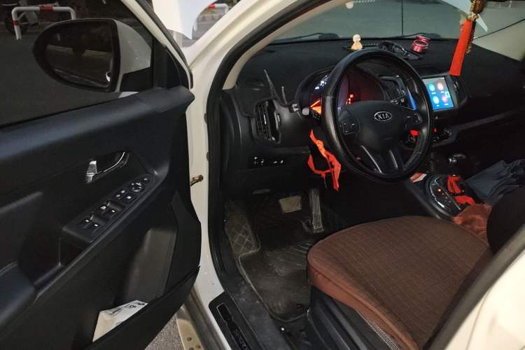 Used Kia Sportage R 2014 2.0L Automatic Two-Wheel Drive DLX
