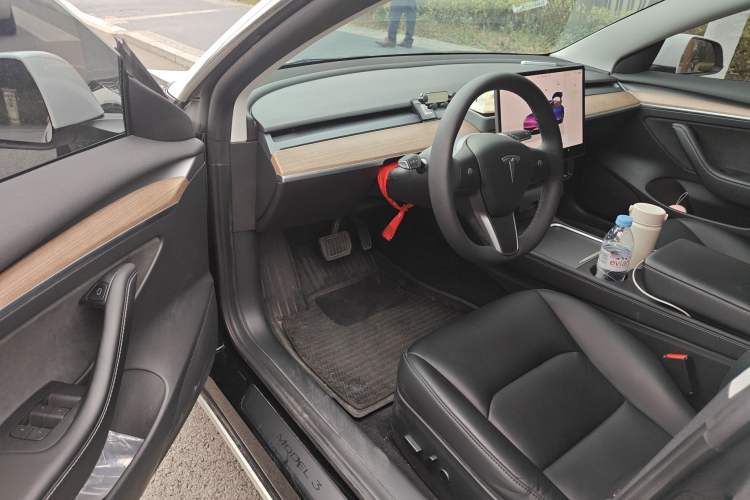 Used Tesla Model 3 2022 Rear-Wheel-Drive Version
