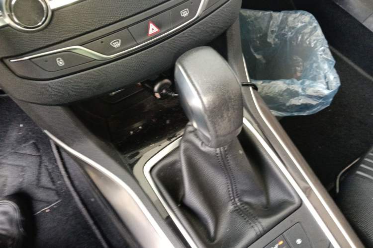 Used Peugeot 408 2014 1.8L Automatic Luxury Edition
